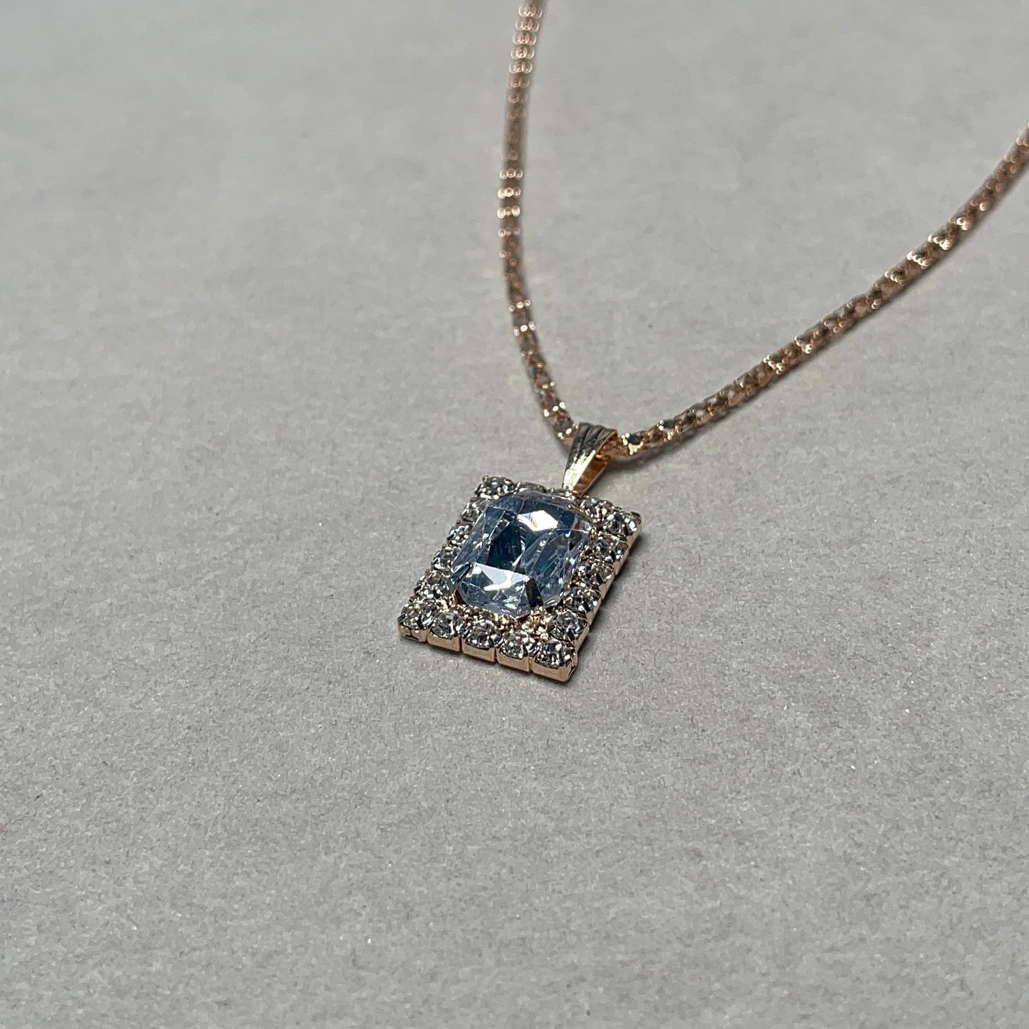 A Mossan diamond pendant